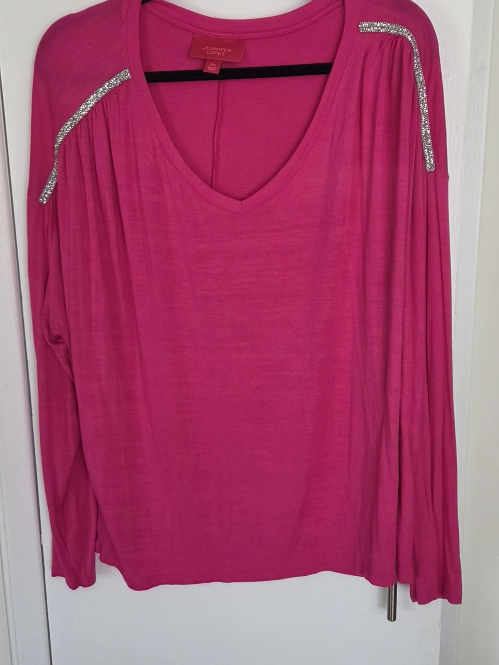 Jennifer Lopez Hot Pink Long-Sleeve V-Neck Top with Shoulder Rhinestones